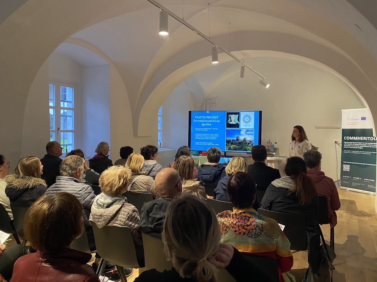 Zeliščni dan v samostanu Mekinje (1)